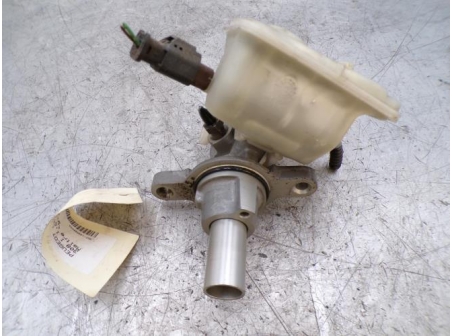 109589453-1f3c01ef-a7e9-4c8f-8c58-8cb2001cae5a-Piece-109589453-Maitre-cylindre-4601V1-PEUGEOT-308-1-Diesel-dd0bdbc01d4f236e8d5a68f00431ced7d3744ed416c3677c6044d09a50c983ff_m.JPG