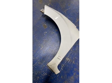 109751006-1b414edb-c64a-47a0-a027-2f31c7d2bbc2-Piece-Aile-avant-gauche-1777181-FORD-FIESTA-6-PHASE-1-116ec167424dab7d199f44c7a23796f805fa464bae119571d99bc00a2b6b9fb4_m.jpg