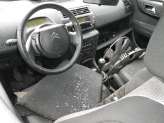 dfe2830a59be25e2dbc646d6a72c20fa99a3734b1ab8c4b9440a4c83580a1acc.jpg 2