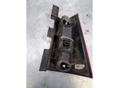 109879694-19c29f31-e423-4461-bafc-5e9345731dae-Piece-Feu-arriere-principal-gauche-DACIA-0b4f9fedf4e09b5c807a3254130ffabea3347698abdec6e035671a71aa782af7_m.JPG