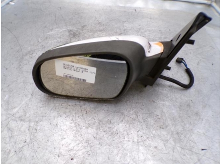 109695158-985bb4cc-8c3b-49a6-ac62-6322a8011dff-Piece-109695158-Retroviseur-gauche-BLUECAR-BLUEUTILITY-EV50-27e241b9275ec52c861df33e79e1b9f6c65fbf2b5e7867fc25c54dd03a680d9b_m.JPG
