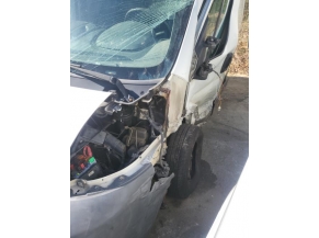 Vehicule-PEUGEOT-BOXER%203%20PHASE%201-2011-b262b7e60963080acbb6fb08522f5516228cbb7946c91d0e3556b2f3adcaa3a4_m.jpg 2