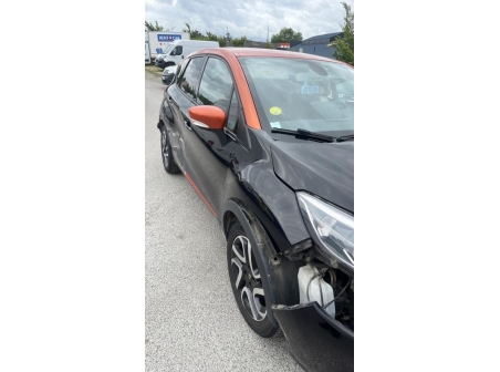 Vehicule-RENAULT-CAPTUR%201%20PHASE%201-2014-b1447606aa736b11571585961b5a7fe92c97e24ae7d58a7dec772a41052f2ef3_m.jpg Vehicule-RENAULT-CAPTUR%201%20PHASE%201-2014-b1447606aa736b11571585961b5a7fe92c97e24ae7d58a7dec772a41052f2ef3_m.jpg