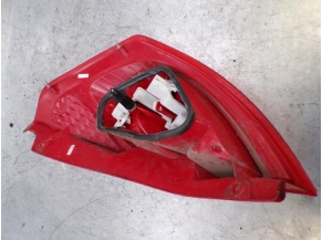 109925488-3a838364-5c80-4e7f-b63d-769d742f3ed4-Piece-Feu-arriere-principal-gauche-FORD-a9e6f2e49b8f620d28a931ef6ee1e640741cacca8e2f94528ab25d59d4a1d410_m.JPG 2