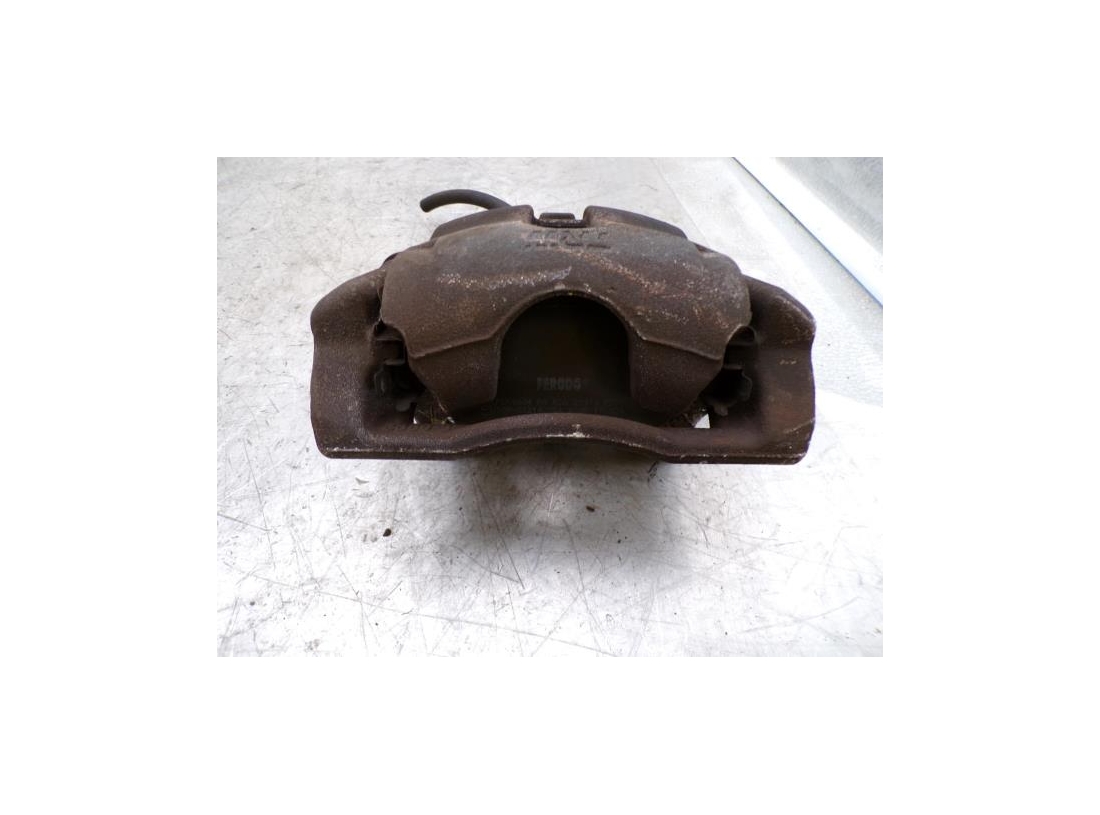 109939008-a4dde417-edb7-483b-b881-4d72a94b1468-Piece-Etrier-avant-droit-RENAULT-b95496c75c5f66996317df91613e9ad485145d1624ffa0dc268f5a16af4b7649_m.JPG 109939008-a4dde417-edb7-483b-b881-4d72a94b1468-Piece-Etrier-avant-droit-RENAULT-b95496c75c5f66996317df91613e9ad485145d1624ffa0dc268f5a16af4b7649_m.JPG