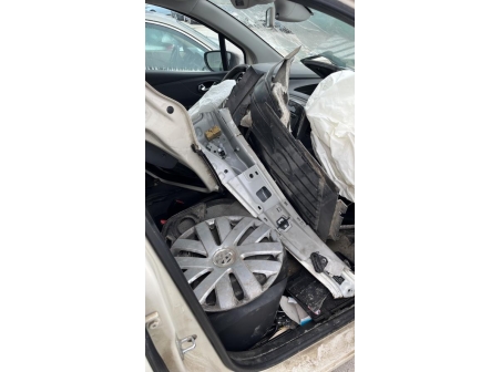 Vehicule-RENAULT-CAPTUR%201%20PHASE%201-2013-1f38b3dc43ae1a30778f3e038dbf0bf76ed2d30ebe057bf9981259154f185326_m.jpg