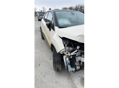 Vehicule-RENAULT-CAPTUR%201%20PHASE%201-2013-b365cb61c73641b30e33dbd55c811837ac685728a12fdc092ef8bf97d89b5c7f_m.jpg