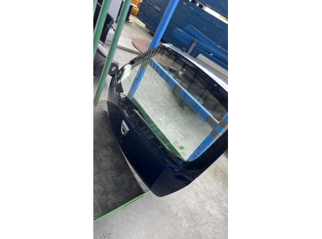 109909040-f02c96e2-5091-4969-b3f8-40bfc51e6af6-Hayon-arriere-901006269R-DACIA-d9e65bcfd9cb218b99b76deec1a3caed43fe0752957f38c51e1777fbb38adf2e_m.jpg