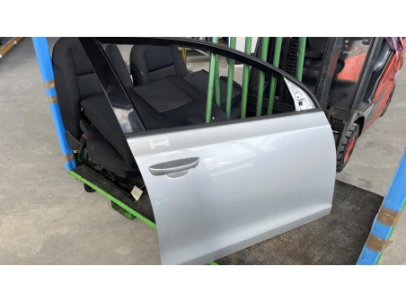 109590448-6ca1e378-ff19-4b68-be81-bbac8dd3f69f-Piece-Porte-avant-droit-5K4831056H-VOLKSWAGEN-cee95eb0c2829505871e338454c81aa40ff4102a253c160ab99ec10904ccd62d_m.jpg