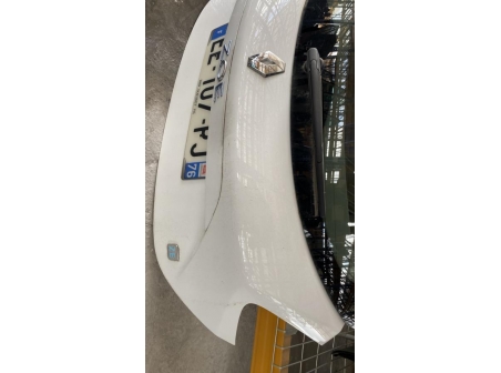 108824569-100989be-c395-4585-b9fd-579603f71104-Hayon-arriere-901003877R-RENAULT-ZOE-1-20bba7d9095b0f82b5fe37bb0768d629bf47b5bfc74c4e9665d52b0ce8183580_m.jpg