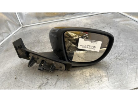 108824589-9e0f1824-93f8-41db-a234-04dd3dbe4b18-Piece-Retroviseur-droit-963019461R-RENAULT-ZOE-1-06e50cb23df7f8821a9e9a287ceb594db0e0860a4edefea5eea40fcb9a8f50ea_m.jpg