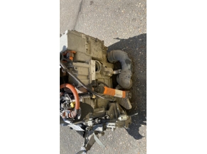 108825595-a5b92000-6c45-42d6-bc64-0d5015dc67f0-Piece-Moteur-RENAULT-ZOE-1-a374b87529cf3ac9c79f96c1662826c99f0bef359e458d9a2dcd2d207ba36574_m.jpg 2