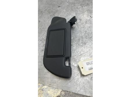 108821896-8c22f883-3d05-4020-8334-a01ad96c354e-Piece-Pare-soleil-droit-RENAULT-70edc3b6e5912bdea2211ffd081cf060c984110528b622bb3da972df37270252_m.jpg