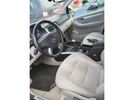 Vehicule-MERCEDES-CLASSE%20B%20245%20PHASE%201-2005-037bc68eb5f1e8a3797513040f32d2ed8f7a020896858afea30bedc5401313a8_m.jpg