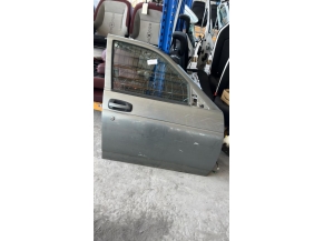 108435718-46b4bfcf-45f3-491f-ad6b-2e139c466580-Piece-Porte-avant-droit-LADA-PRIORA-2171-BREAK-f87ea0cd468bd209c01a71960a5b0dba993695f7dce0efd697a700bc518ed5de_m.jpg