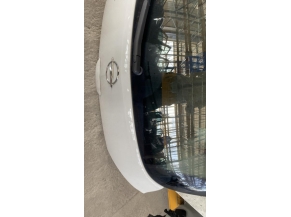 108400023-8b8727c7-d987-4426-bf95-23063132036e-Hayon-arriere-93191543-OPEL-CORSA-D-PHASE-1-323be3f71b564180bb26cf5c0bc0dd8912ead75ac3da920d36f44c8c471ca025_m.jpg 2