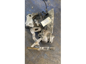 108400781-7c447847-5f64-48bd-888c-c74b6f7ccb5b-Piece-Boite-de-vitesses-55566121-OPEL-CORSA-D-PHASE-1-f03bd0fba43b051c508e4b5bd225fd99e68055768ed5ad6fb07483442c8855f8_m.jpg