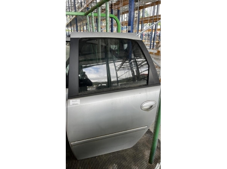 106134852-b4d8e13e-4d2d-4393-9128-99346bfa604b-Piece-Porte-arriere-gauche-13149681-OPEL-MERIVA-A-PHASE-2-4f066d89d262582579885159b42b92a0fb4a027ca116e675cca3f95f9177359b_m.jpg