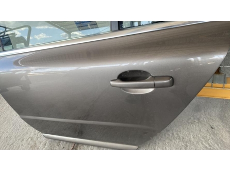 106138175-f8c3d5f7-c77c-451f-bc52-ca6373bf84a3-Piece-Porte-arriere-gauche-31298713-VOLVO-S-80-2-PHASE-1-0f50d10400e28573ddf8588a1a7b828e1fb4a70d4f95c87dd2cb9c7a94e380c0_m.jpg