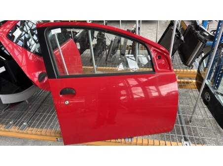 106138992-d9e70b9a-ebe1-48a9-a81b-e3d90f3c9998-Piece-Porte-avant-droit-670010H010-TOYOTA-AYGO-1-PHASE-2-51ea49f9f3595d68f4890890a73bbe69d585529ee035d9d80137609ad5b95c70_m.jpg