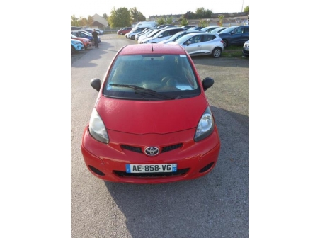 Vehicule-TOYOTA-AYGO-1-PHASE-2-2009-327d3bd2687eacf32bf0e29cd0a131e05d1dfc735dec6617cc369648f262c012_mtn.jpg
