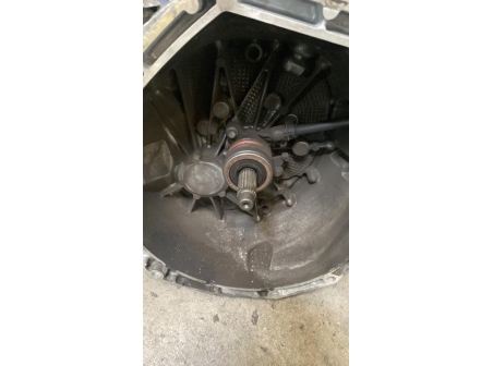 106173006-e704b158-8e1e-4acc-91e4-cd36b0f1164d-Piece-Boite-de-vitesses-320109255R-DACIA-DUSTER-1-PHASE-1-96eff77dc2ceb1bc7d79e872ca7e5ed9676abba6f4202fd87770e8a7c56dfac6_m.jpg