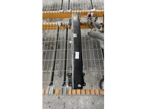 106127909-75bf1d11-e6e6-4af0-ac37-046f2d45cc12-Piece-Renfort-pare-choc-avant-traverse-1C0805551R-VOLKSWAGEN-8d377436d1d450150d399048994d260f0847bd57e44bd2256c163a975eddd52e_m.jpg