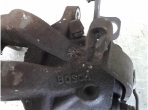 106084618-142e35a0-251b-48da-b51a-9d62255984e7-Piece-106084618-Etrier-arriere-gauche-00004401Q4-CITROEN-C4-PICASSO-1-16-HDI-8V-TURBO-1c909c0eadc63668146622d8db3cd08ff6990207edfd67ba00f363829d2cf46a_m.jpg 2