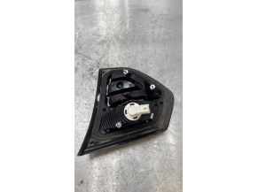 106084619-8820f1ba-84d6-43e9-8485-4925162279a9-Piece-Feu-arriere-secondaire-gauche-feux-00006350LR-CITROEN-C4-PICASSO-1-6f3d4e88912efd4e6c984586b94e2ec4f53245b3ffeeb594f5c1fd76e9c4a04b_m.jpg 2