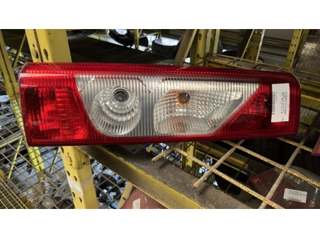 105921603-3806589f-367c-4596-8530-3494f8d93f82-Piece-Feu-arriere-principal-gauche-feux-00006350AH-CITROEN-JUMPY-2-aad88c4b176e58430dab9c3f1dbda8568ac3530cbddc01dc49e2e90bd1e2ee8c_m.jpg