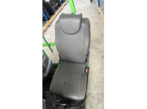 105921629-8c49289b-6c30-4b6b-ae5a-6b7b61344767-Piece-Siege-arriere-central-CITROEN-JUMPY-2-905fdce130770fe97f0bc03cd63534106286e668279818df8b0b9578f0db132d_m.jpg 2