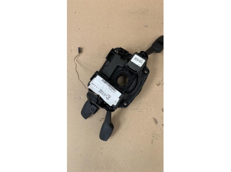 105886778-c4b49c9a-80eb-4620-9312-4b180d7e3632-Piece-Com-Bloc-Contacteur-TournantCommodo-Essuie-GlaceCommodo-Phare-61319164419-BMW-X5-E70-PHASE-1-ebd168b2b9a4b45edc0f9a96f11435c40f2f1f64c0dd5e9bb13dd3ef3d81beca_m.jpg