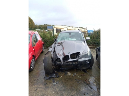 Vehicule-BMW-X5-E70-PHASE-1-2008-33bd88166a2dfdd15608639c959ef9a021b5824bbd968a0ff8e9a17231d639fe_mtn.jpg