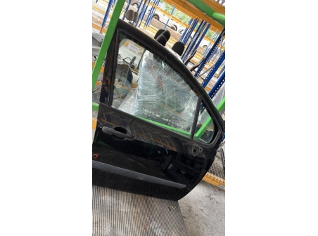 105665380-b6d33860-b8e3-4a19-8d73-d1e024da24f1-Piece-Porte-avant-droit-801003308R-RENAULT-GRAND-MODUS-PHASE-2-40bb068c7704e91d63be4f8ad860e200d43e395b5e50d5f9c5daaf2f33555436_m.jpg