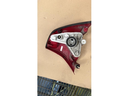105666303-d63a423f-9755-4f13-a313-e12970727839-Piece-Feu-arriere-principal-gauche-feux-1150022-FORD-FOCUS-1-e5cba34670fda342ab7d18080952e172d221826e91a88c390d752b4890e5c360_m.jpg 105666303-d63a423f-9755-4f13-a313-e12970727839-Piece-Feu-arriere-principal-gauche-feux-1150022-FORD-FOCUS-1-e5cba34670fda342ab7d18080952e172d221826e91a88c390d752b4890e5c360_m.jpg