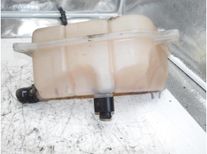 105656894-e1ee71c3-55fa-45c5-a91d-5a37971a7795-Piece-105656894-Vase-dexpansion-8E0121403-AUDI-A4-2-9a84337db5098e8e9a542b93f2ed1f0378d0ed21b4c3e52206bb612168e20d6a_m.JPG 2