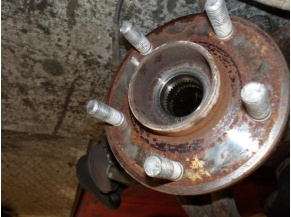 105655265-de78d12b-7433-4550-8e1a-a5e14ca8be5c-Piece-105655265-Moyeu-avant-gauche-1496721-FORD-MONDEO-3-Essence-d0b1b2932bdf389bea10797d0e8d14a42d2593307b6b6bc41eb0970f29c6f1bb_m.JPG 2