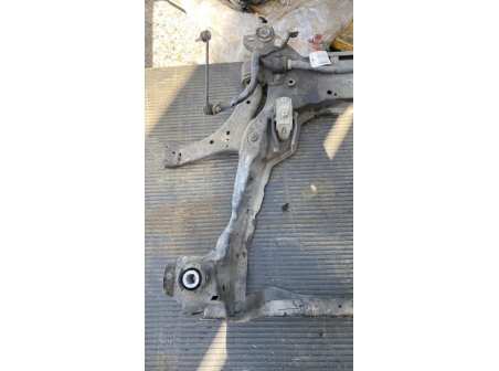 105655268-816f5d0c-38cd-43b8-8c91-b68d365264ea-Piece-Berceau-avant-1863638-FORD-aa8dca8e9bbe6c98dc45d2c8c24d01f32fd8bcc6be057956b3a80e90dbfa445e_m.jpg
