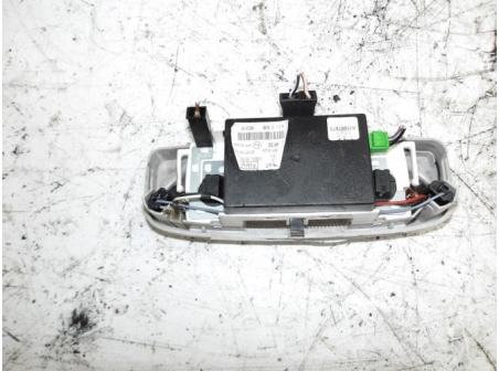 105655295-cb267ef9-23cc-4392-ac52-a25a3bfef558-Piece-105655295-Eclairage-de-plafonnier-1531211-FORD-MONDEO-3-Essence-89f979b99e7cb7d9336f5eda03a21567bd51886c9c254083ab0f01a4c9d937a0_m.JPG