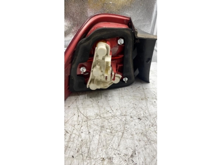 105651957-2718555f-b18c-48c3-8648-4dbd507e38b5-Piece-Feu-arriere-principal-droit-feux-63216937458-BMW-SERIE-3-E90-PHASE-1-3a4cfbcffdc3548a349b006b982c188abf014bc31112de696b257cc7907f34e4_m.jpg