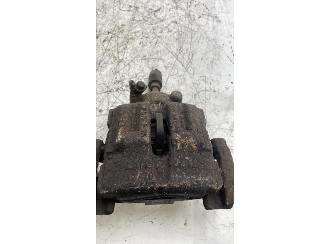 105651959-22431cc7-dd60-4c35-8ddf-0c2b9ba21e96-Piece-Etrier-arriere-droit-freinage-34216769102-BMW-SERIE-3-E90-PHASE-1-9f1c5e4dfa0e370880f138413b151a1d0ee6b22d3a67767b98b224000d431653_m.jpg 105651959-22431cc7-dd60-4c35-8ddf-0c2b9ba21e96-Piece-Etrier-arriere-droit-freinage-34216769102-BMW-SERIE-3-E90-PHASE-1-9f1c5e4dfa0e370880f138413b151a1d0ee6b22d3a67767b98b224000d431653_m.jpg