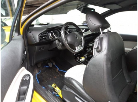 Vehicule-CITROEN-DS3-PHASE-1-2011-47993e1343468192dcc0bea7925b18041441a415186706925ea64c736ae5ee7c_mtn.jpg