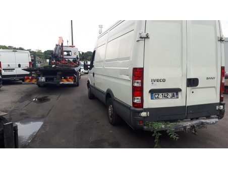 Vehicule-IVECO-DAILY-5-2013-ce1d08320e153b09a16260b4c2a19bae88f46bd73a68bade05acfca0eddec0dc_mtn.jpg