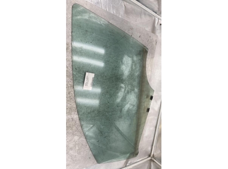 109906913-7f23831c-8746-45f8-a3af-d361c3e4498c-Piece-Vitre-avant-gauche-803011573R-RENAULT-CAPTUR-1-PHASE-1-dd23ed38fd3a6e4b12f280bca9ee8f8bed3b4df7a067d284df1d784dbcc41041_m.jpg