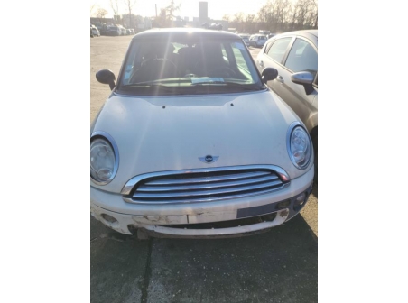 Vehicule-MINI-MINI%202%20R56%20PHASE%201-2008-e6a3a93e094c599c7911e18e6413227faf2e5eeb25f4db8614c2740498af5694_m.jpg