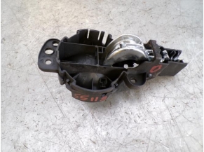 110027033-0f7f3976-06df-4b39-a35c-b2976d138ecf-Piece-Poignee-interieur-avant-droit-MINI-456759e425ef7604ab8448195b90dc178e71e7f924a940bfceb8990a3791bc2a_m.JPG 2