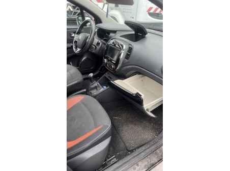 Vehicule-RENAULT-CAPTUR%201%20PHASE%201-2014-7313cf985d3a7d59e7665e222f9b7810f4123a81a7ddd8961f03e966f6e5021f_m.jpg