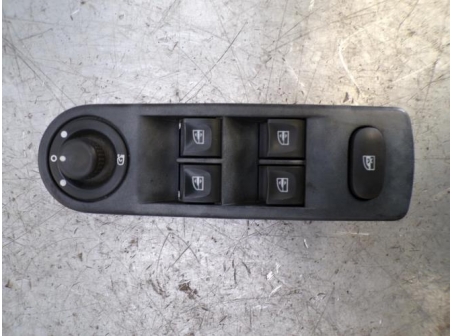 110059273-ca716254-7b40-49c8-bb91-572acef862ae-Piece-Interrupteur-de-leve-vitre-avant-gauche-RENAULT-588f3b6470d02a6a6443cb08c405a6069bcd51c42bd6d3780c9223edd668a8d4_m.JPG