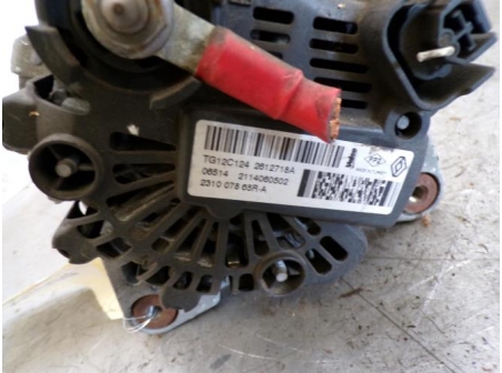 109908041-2b7ba5f6-8558-4de4-9bd3-05ba2f2ed973-Piece-109908041-Alternateur-231008918R-RENAULT-CAPTUR-1-PHASE-1-15-DCI-8V-TURBO-4108d2eca4041b962b4d6013c71d1cfdef5bb64dfd9ec1942915aa4cafda8661_m.JPG