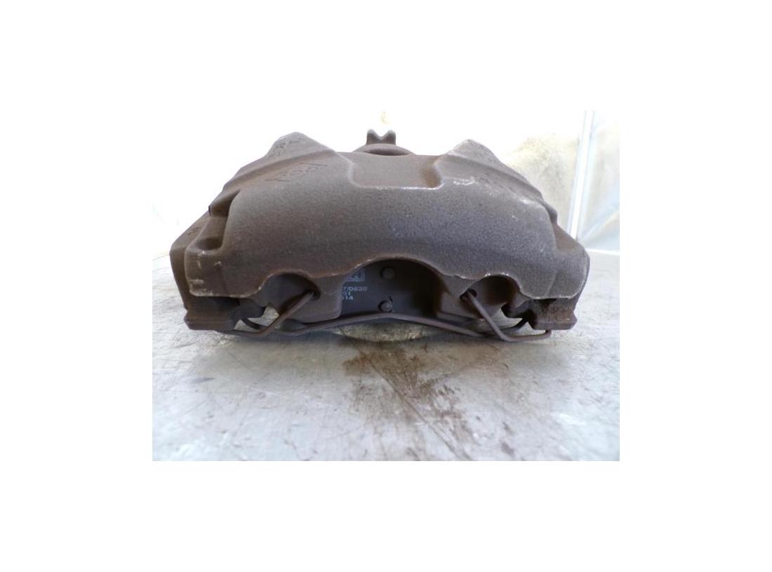 109908055-afc1c6f9-12d3-45cf-a8f1-eccaa0dfb376-Piece-109908055-Etrier-avant-droit-410018218R-RENAULT-CAPTUR-1-PHASE-1-15-DCI-8V-TURBO-fab75fb0574ec81cb9918f0a5b3f63a1329ea74259753a2ca4e8d02dec0b3852_m.JPG 109908055-afc1c6f9-12d3-45cf-a8f1-eccaa0dfb376-Piece-109908055-Etrier-avant-droit-410018218R-RENAULT-CAPTUR-1-PHASE-1-15-DCI-8V-TURBO-fab75fb0574ec81cb9918f0a5b3f63a1329ea74259753a2ca4e8d02dec0b3852_m.JPG